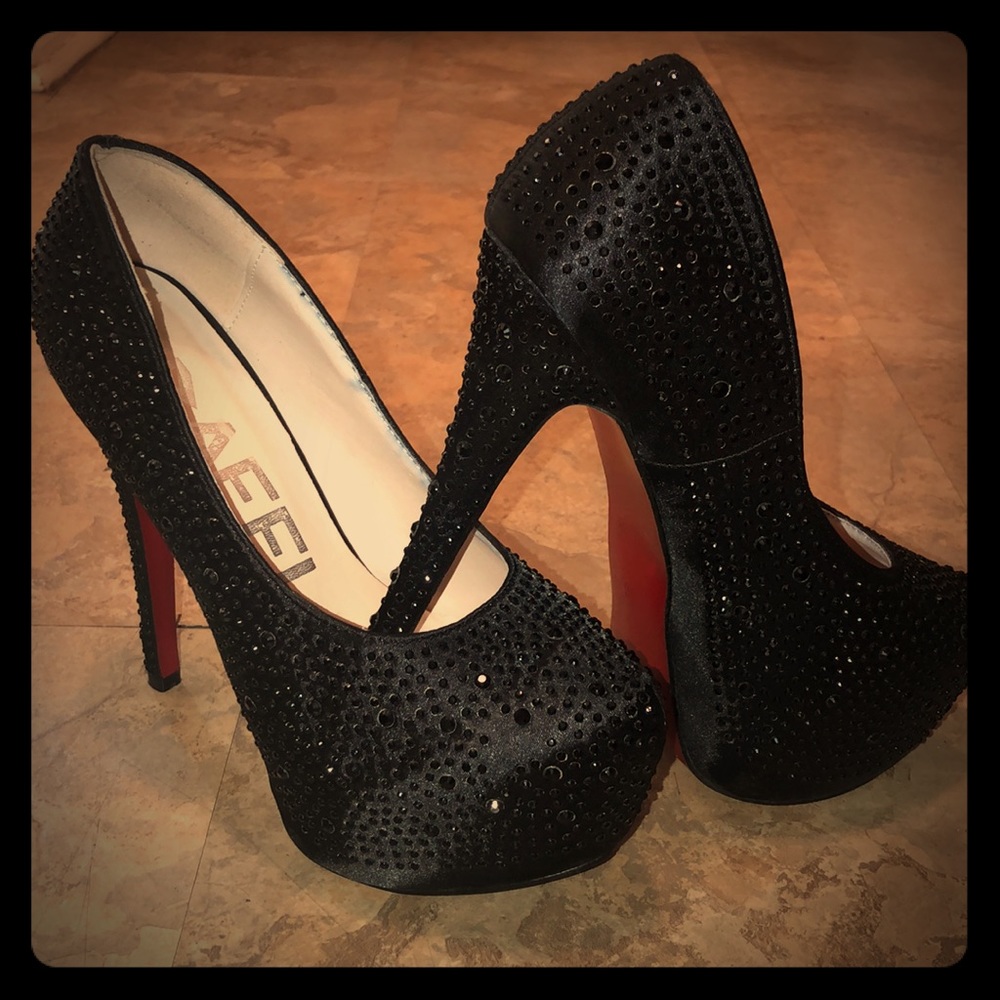 Black Stone/Satin heels